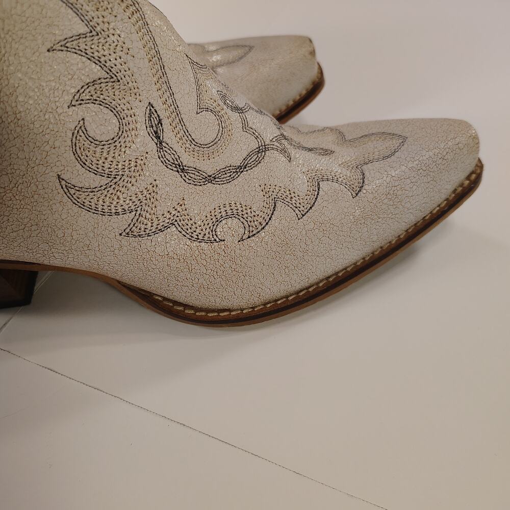 Myra Yipple Western Leather Booties size 9, crackle leather - Picture 8 of 16